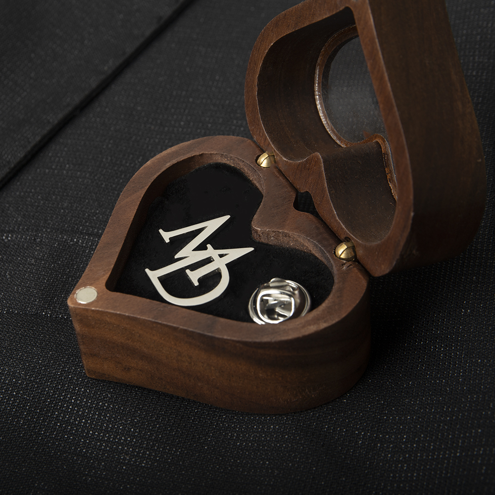 Tangula Custom Initials Brooch - Men Grooming Usa ulasan dan harga